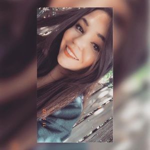 Meet your Posher, Ashlee